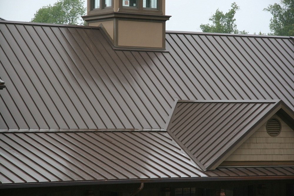 Choosing the Best Parma Roofers for Your Home